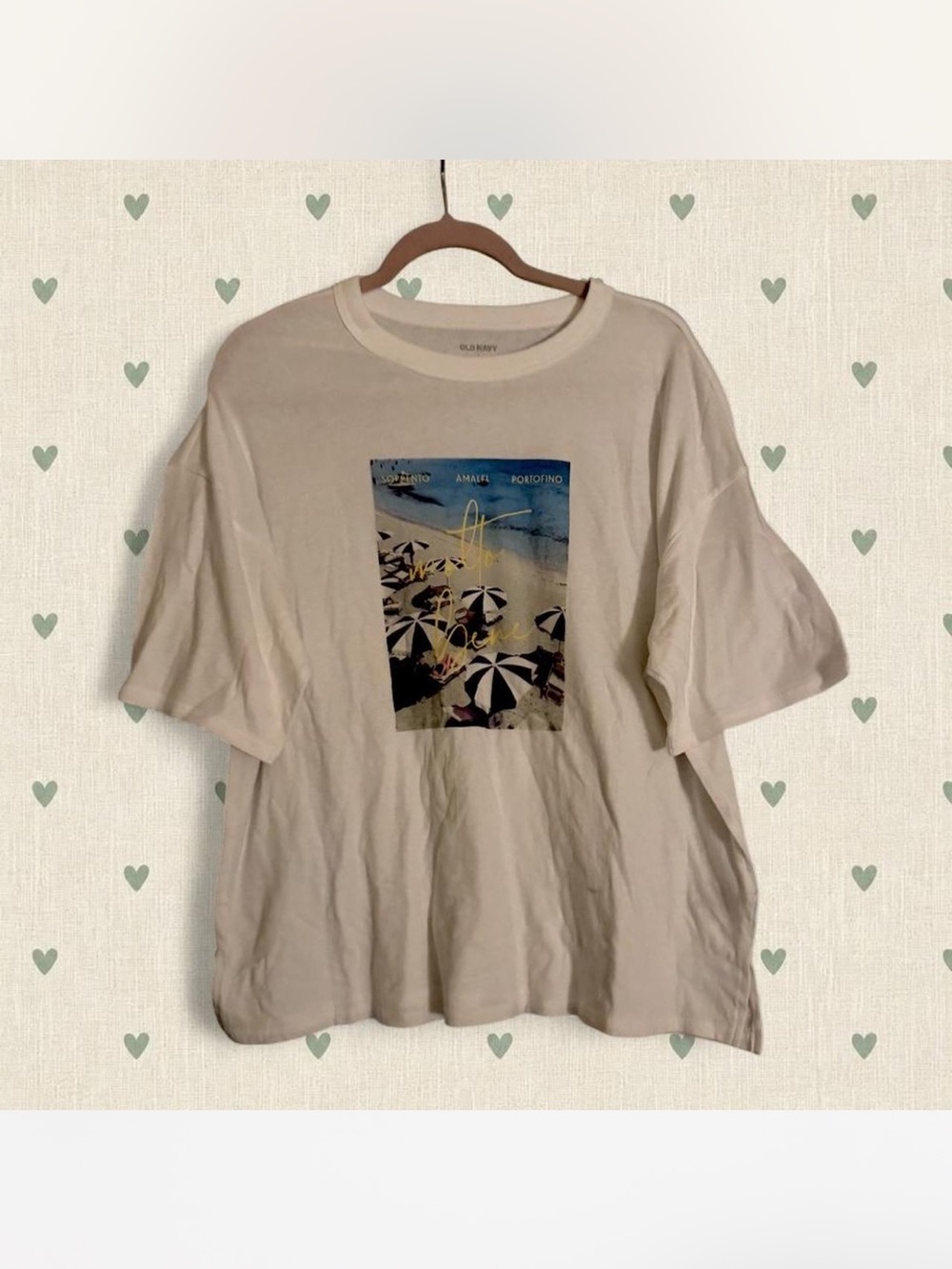 Old Navy Beige Short-Sleeve Graphic Beach Tee